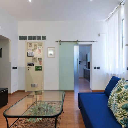 Ferienwohnung Primopiano - Pellegrino Rossi B Mailand Exterior foto