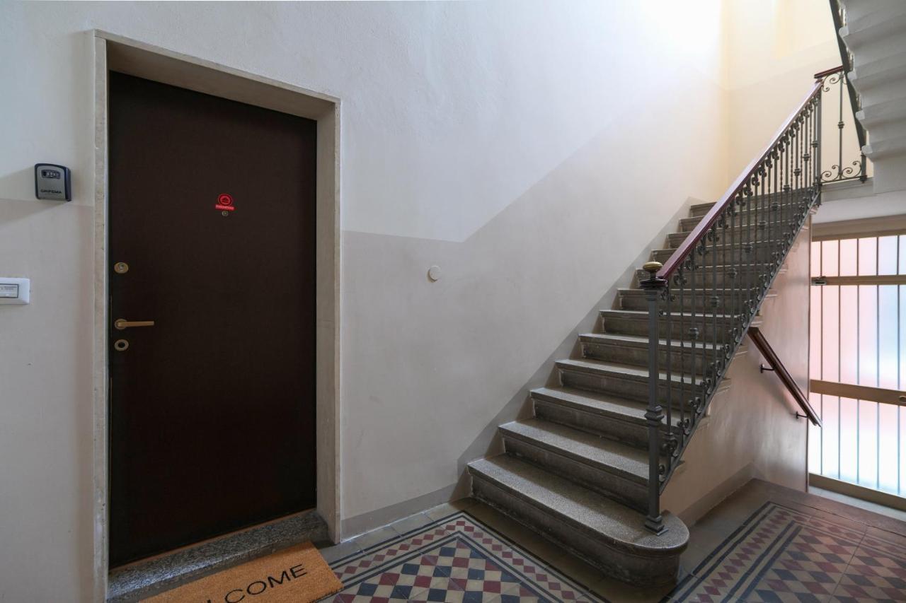 Ferienwohnung Primopiano - Pellegrino Rossi B Mailand Exterior foto